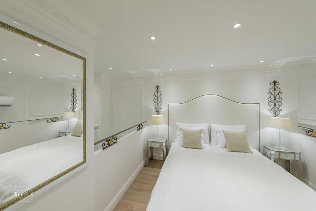 Apartamento Bpr The Golden Astoria With Balcony And A/C Budapest Exterior foto